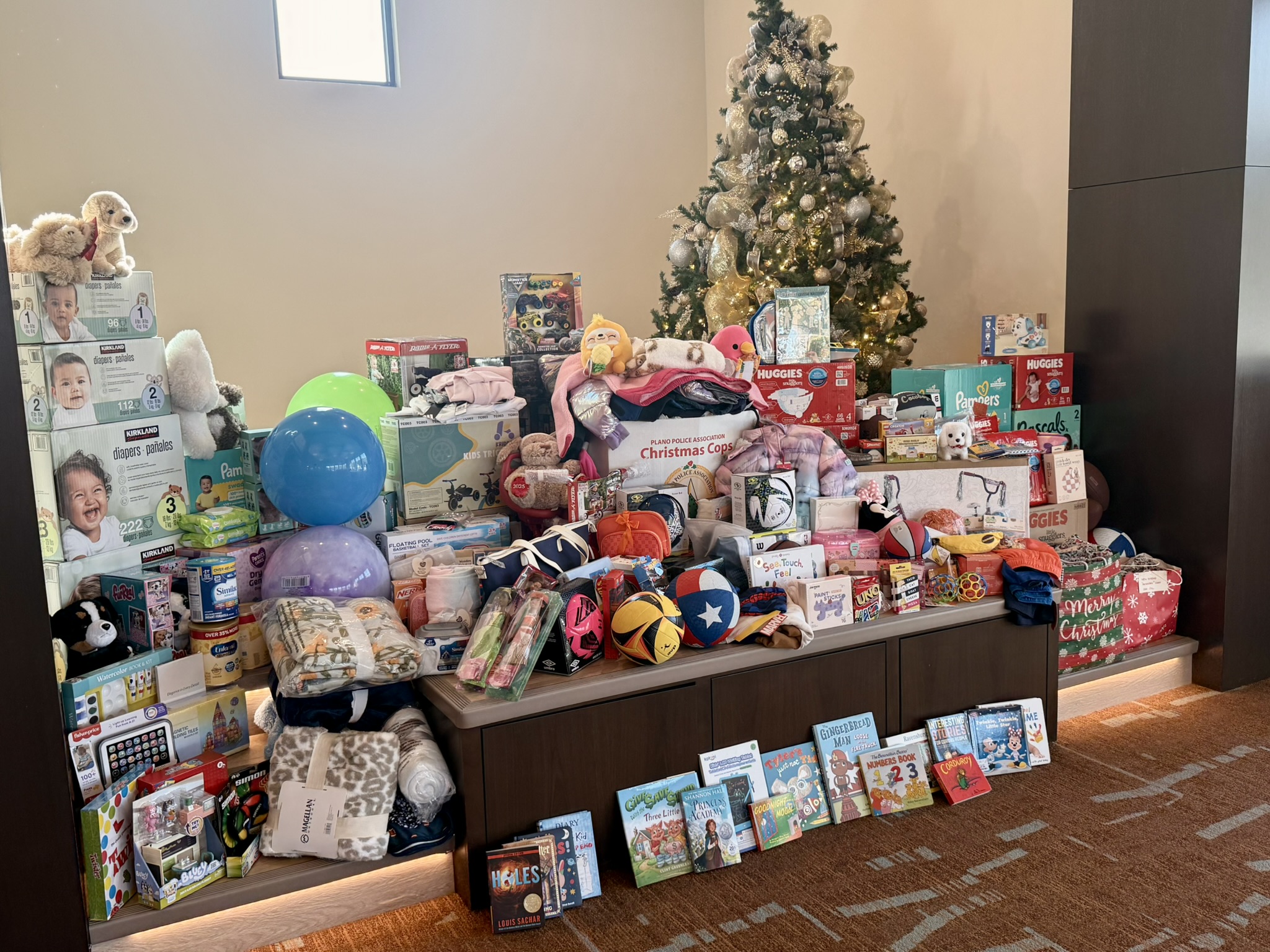 OAW Gives Back Through Christmas Cops